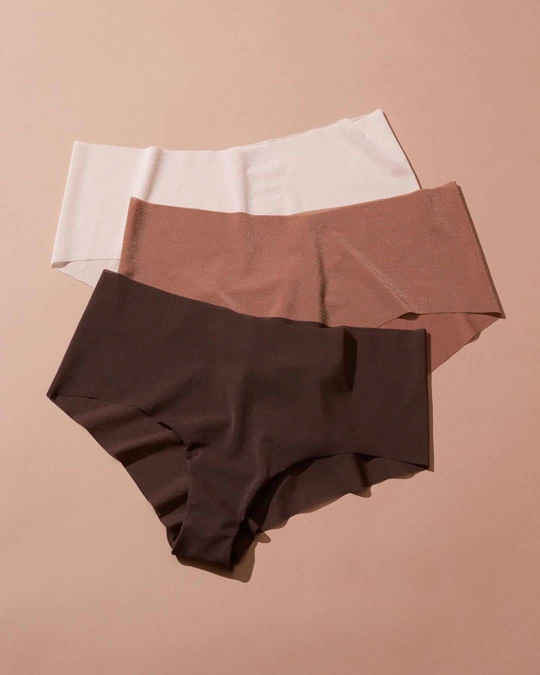 Banana Republic のインスタグラム：「Slip into our Cosabella Boy Short for a seamless figure and easy comfort. Designed with a soft, light cotton fabric and available in different hue options to match your skin tone. #TrueHues」