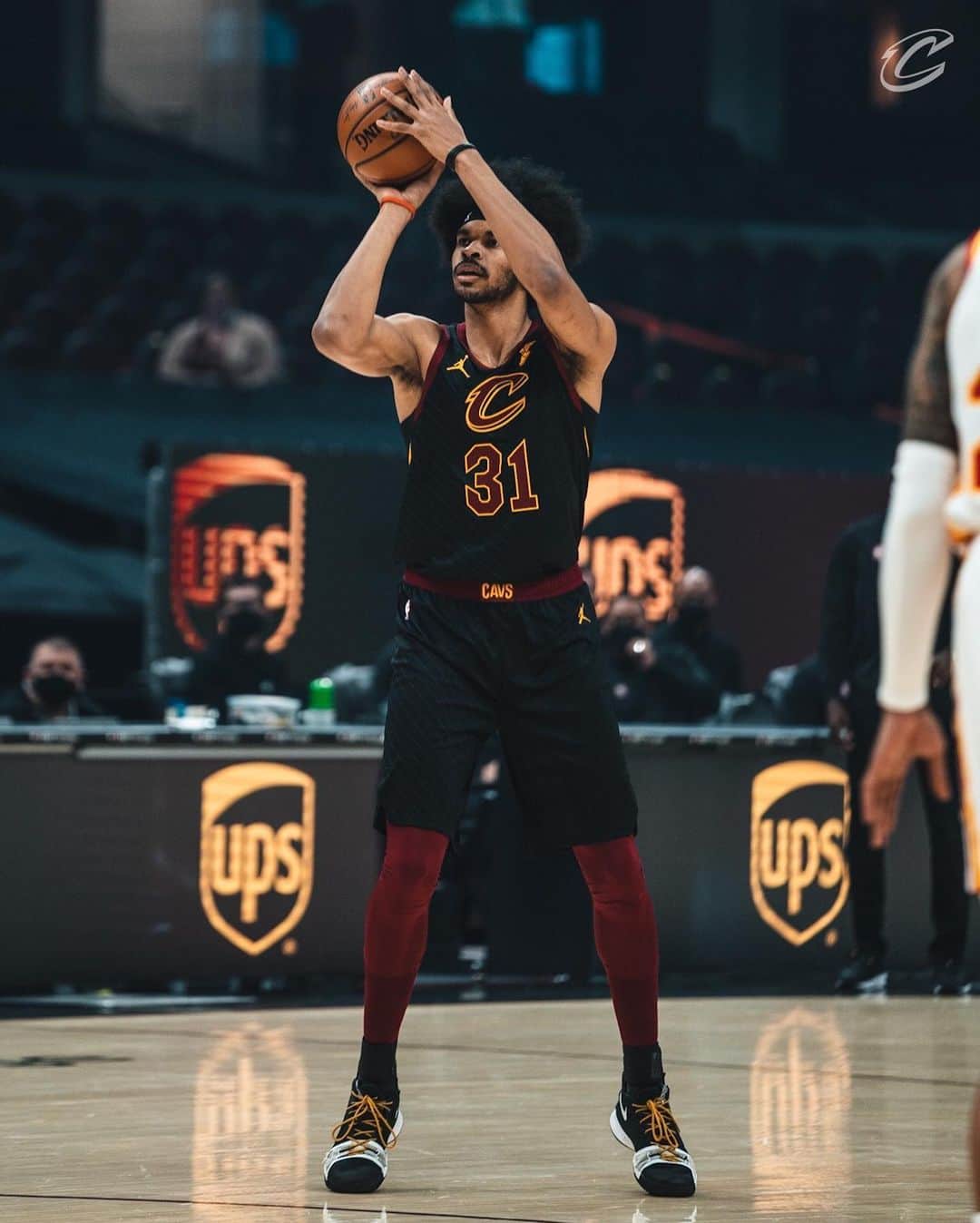 キャブスのインスタグラム：「@_bigjayy_ for THREEE!!! #BeTheFight」