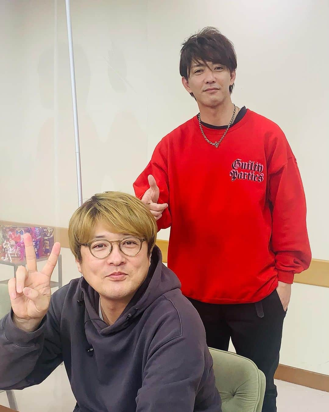 金子昇さんのインスタグラム写真 - (金子昇Instagram)「東映youtubeチャンネル。獅子と猛牛、語る🤟3月5日、6日配信  #ガオレンジャー #スーパー戦隊 #ガオレッド #ガオブラック #ガオレンジャー20周年  #東映youtube #バンダイ #ワコマリア  #酒井一圭  #純烈 #金子昇 #カネコトバ #ガオレンジャーになれてよかった」2月24日 9時50分 - noboru_kaneko_official