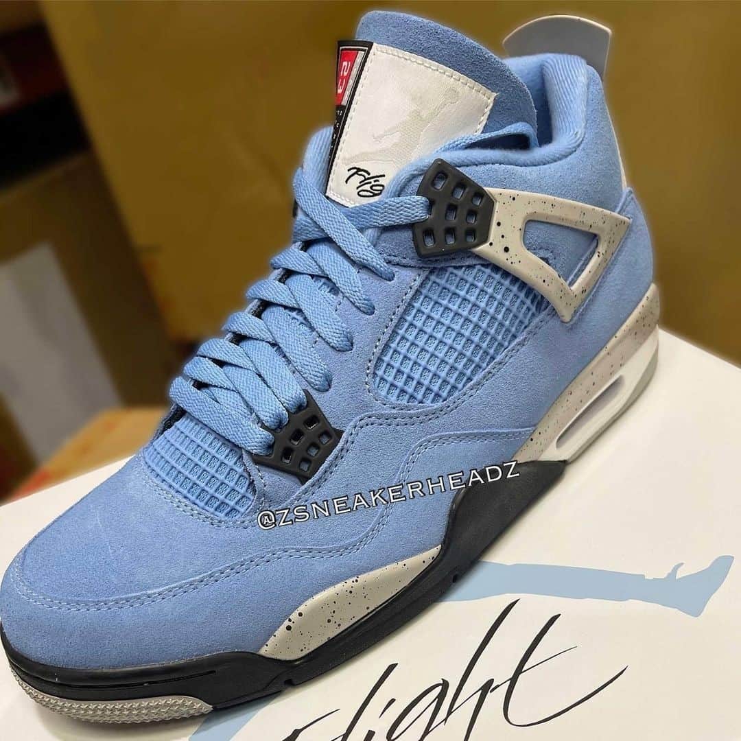 Sneaker News x Jordans Dailyさんのインスタグラム写真 - (Sneaker News x Jordans DailyInstagram)「Is the Air Jordan 4 "UNC" a COP or a PASS?⁠ ⁠ After some slight delays earlier this month, the AJ4 "UNC" is due to release on April 28th with special packaging 👀 For more details, hit the link in the bio #jordansdaily⁠ ⁠ Photo: @zsneakerheadz」2月24日 1時02分 - jordansdaily