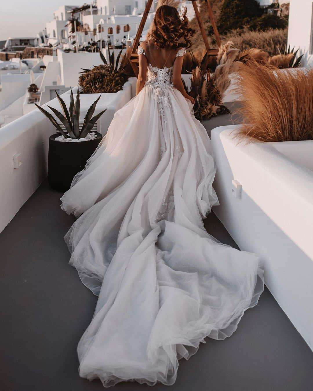 Galia Lahavさんのインスタグラム写真 - (Galia LahavInstagram)「CALLING ALL DENVER, COLORADO BRIDES! // Our @lwdbridal trunk show is approaching! From Feb 26 until March 7th you will be able to try on our entire Couture #DancingQueen collection! Visit galialahav.com now to book your appt!💗 #GaliaLahav #GLGala」2月24日 1時21分 - galialahav