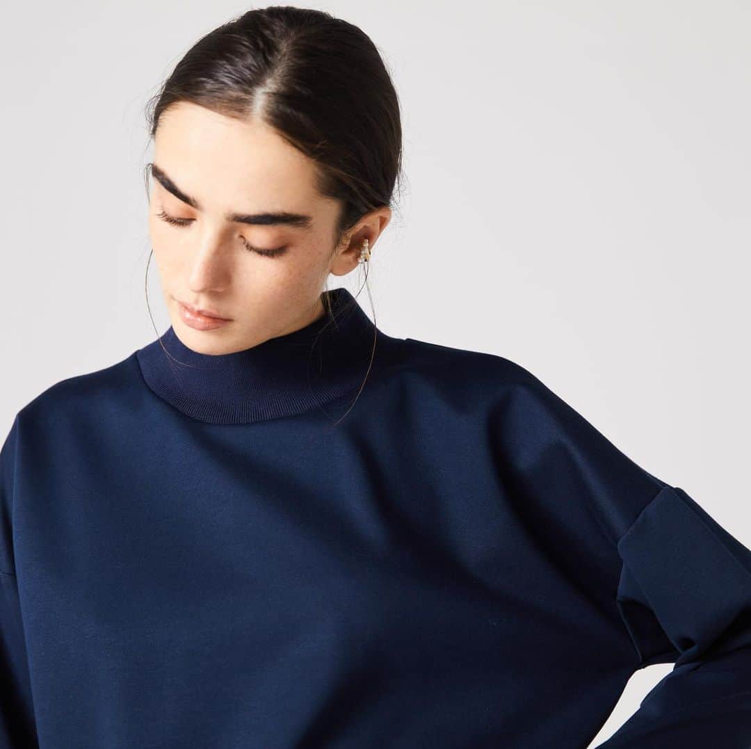 アディアムのインスタグラム：「The Freesia Pullover.」