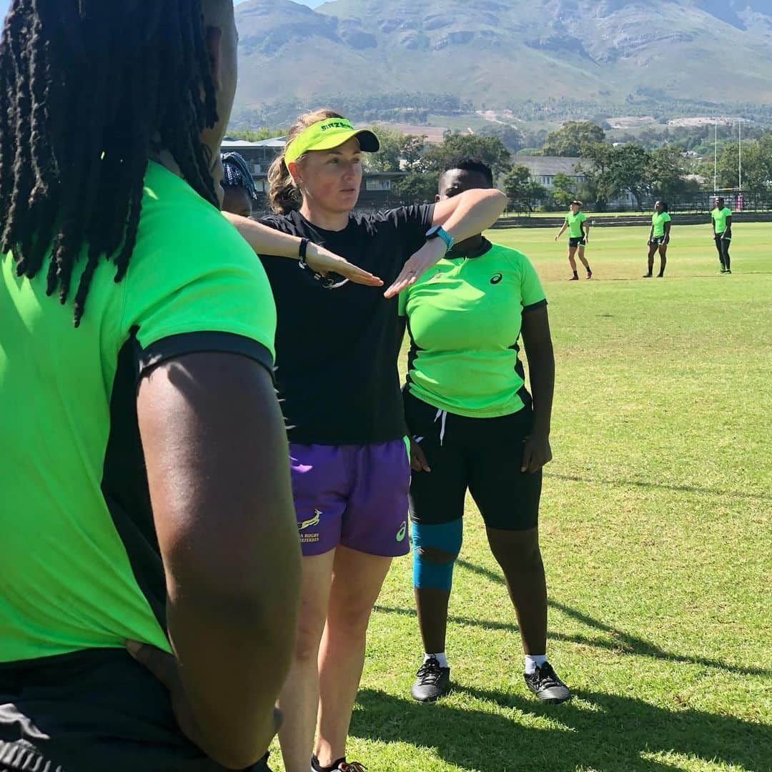 ラグビー南アフリカ代表さんのインスタグラム写真 - (ラグビー南アフリカ代表Instagram)「The Springbok Women had an intense but productive training day in Stellenbosch! 💪🏼 The hard work continues for the Rugby World Cup in New Zealand 🏉 @rugbyafrique」2月24日 1時59分 - bokrugby