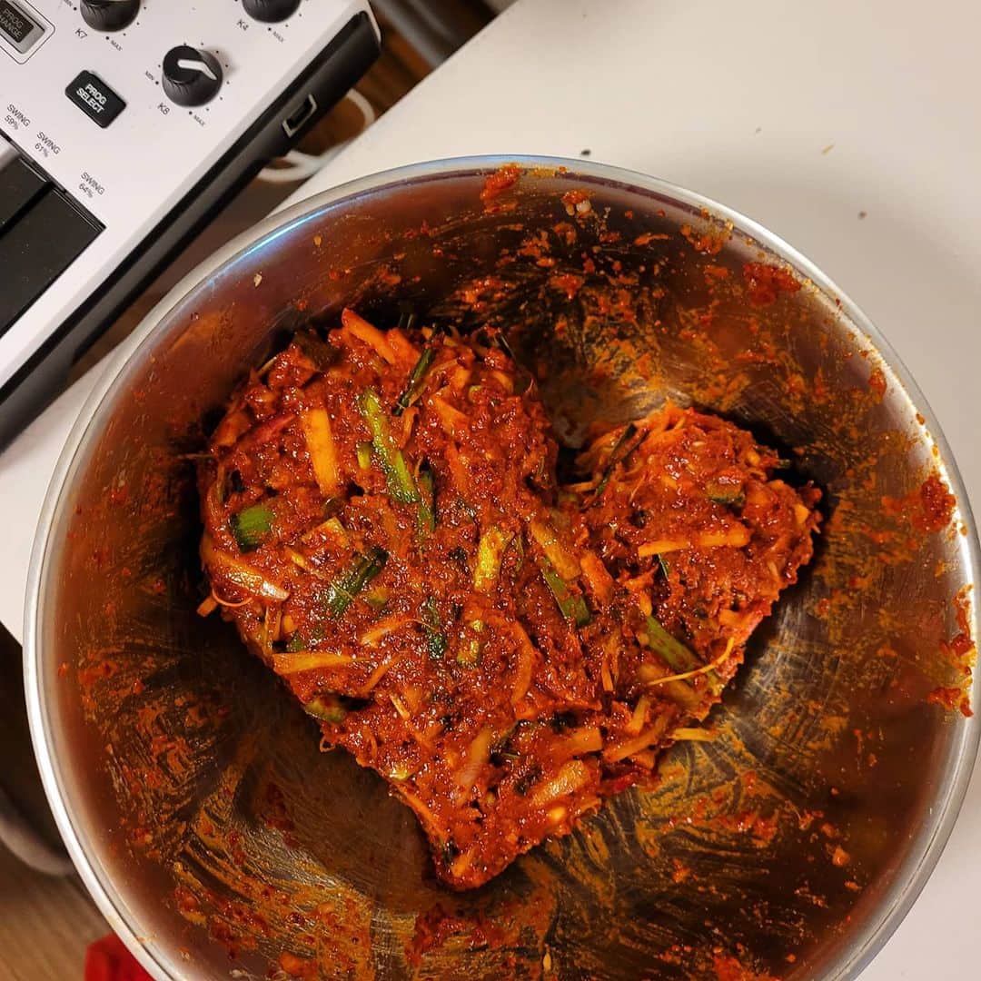 LISACHRISのインスタグラム：「hommade vegan kim chee❤🧑‍🎄」