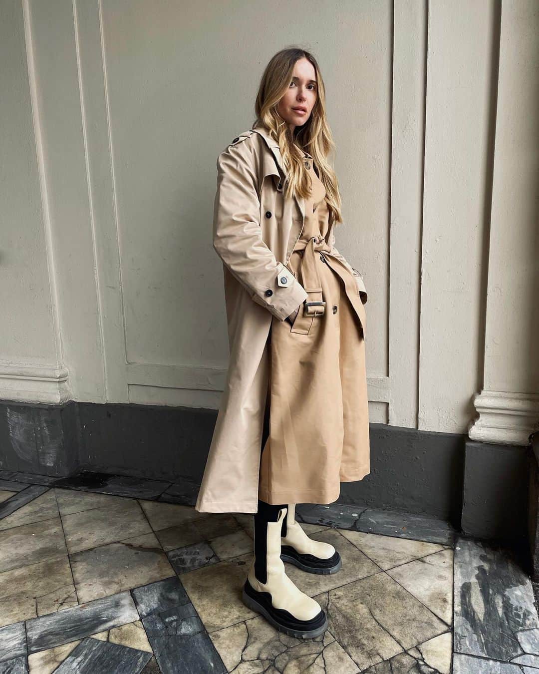 ペニーレ・タイスベックのインスタグラム：「Annonce Spring layering🧥🧥 @mango #mangogirls」