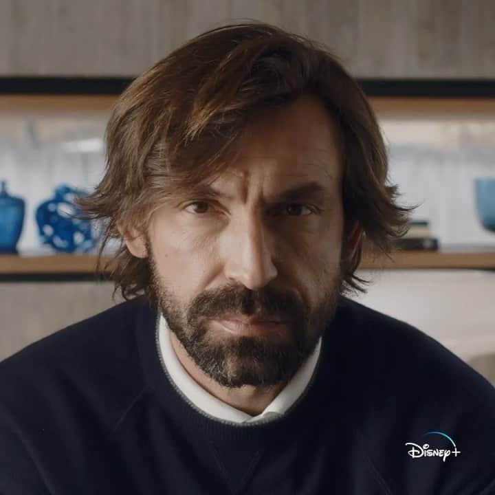 のインスタグラム：「Dove gioca Star? 🌟 Da oggi in streaming su @disneyplusit. Contento di aver partecipato a questo lancio ⚽️ #DisneyPlusStar」