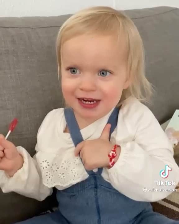 Average Parent Problemsのインスタグラム：「Ummm... it kinda looks like she might have a Double Me! // credit: erikhalvorson on tiktok」