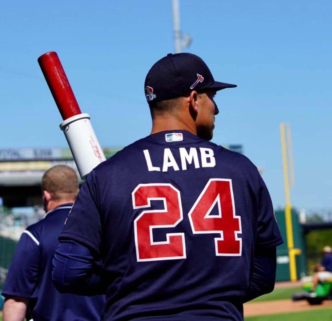 アトランタ・ブレーブスさんのインスタグラム写真 - (アトランタ・ブレーブスInstagram)「Welcome to Braves Country, Jake Lamb! #ForTheA」2月24日 2時29分 - braves