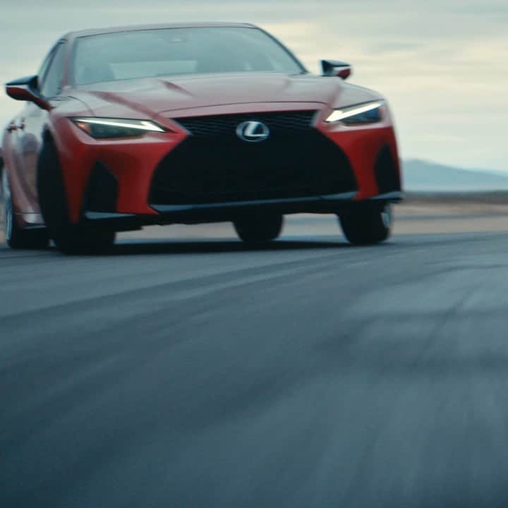 Lexus USAのインスタグラム：「With its 472-horsepower*, naturally aspirated V8 engine and 395 lb-ft of peak torque* at 4,800 rpm, it’d be hard to miss the all-new #LexusIS 500. But if you did, watch it via the link in our bio.」