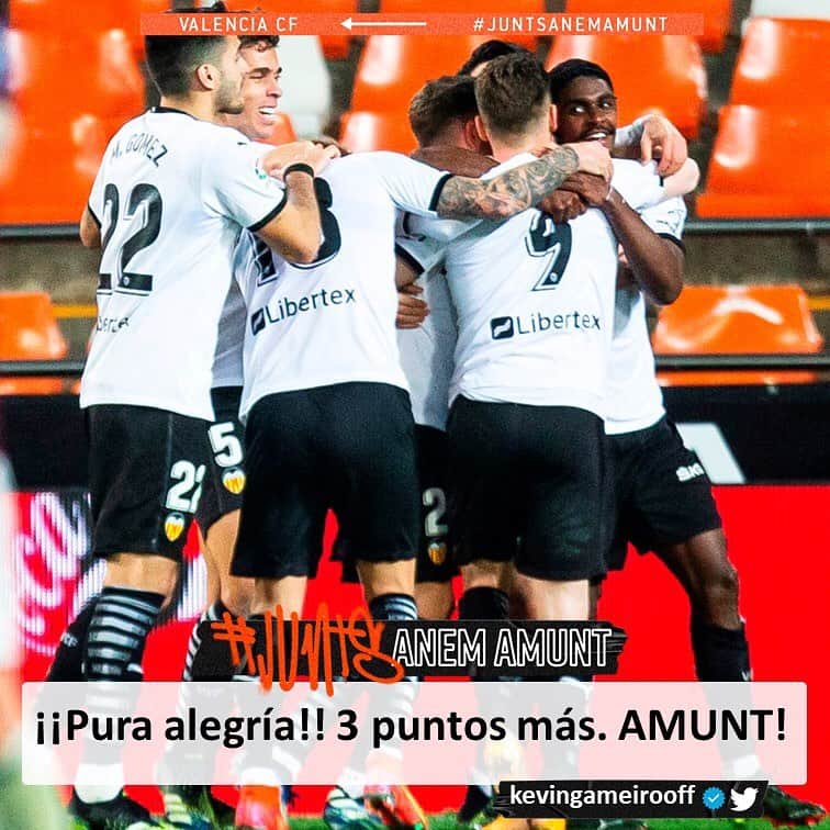 バレンシアCFさんのインスタグラム写真 - (バレンシアCFInstagram)「¡A por más ➕3️⃣ equipo! #JuntsAnemAMUNT ⚪️⚫️」2月24日 3時18分 - valenciacf