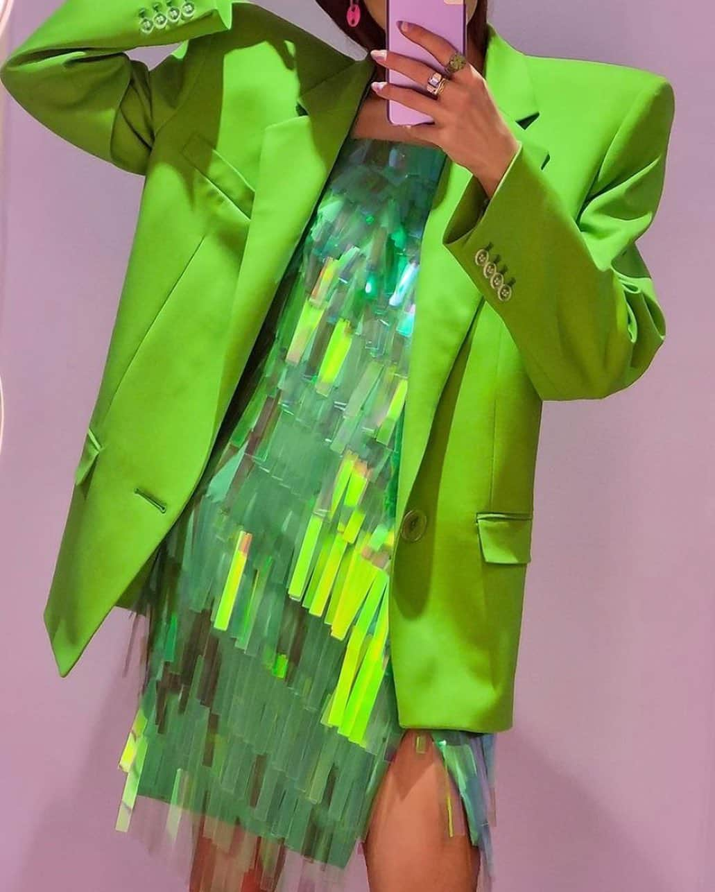 Blonde Saladさんのインスタグラム写真 - (Blonde SaladInstagram)「missing party looks💚 (missing partying tbh) #theblondesalad #fashion #partylook pic by @ninasandbech」2月24日 3時50分 - theblondesalad