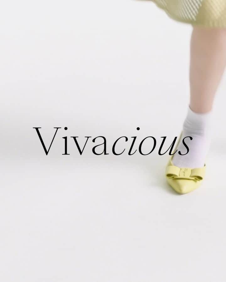 サルヴァトーレ・フェラガモのインスタグラム：「V for Viva. V for Vivacious. A contemporary expression of a classic house icon, the new Viva pumps channel the fresh vitality of a new generation of dreamers and style-setters #VivaViva」