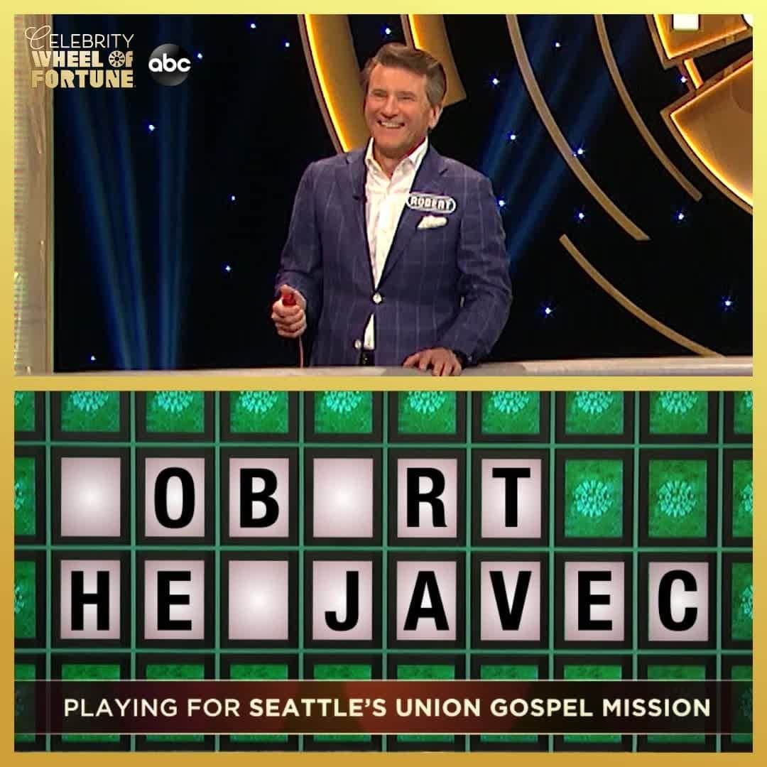 アメリカン・ブロードキャスティング・カンパニーのインスタグラム：「@robertherjavec is here Thursday and ready to play #CelebrityWheelOfFortune for @seattlesugm!」