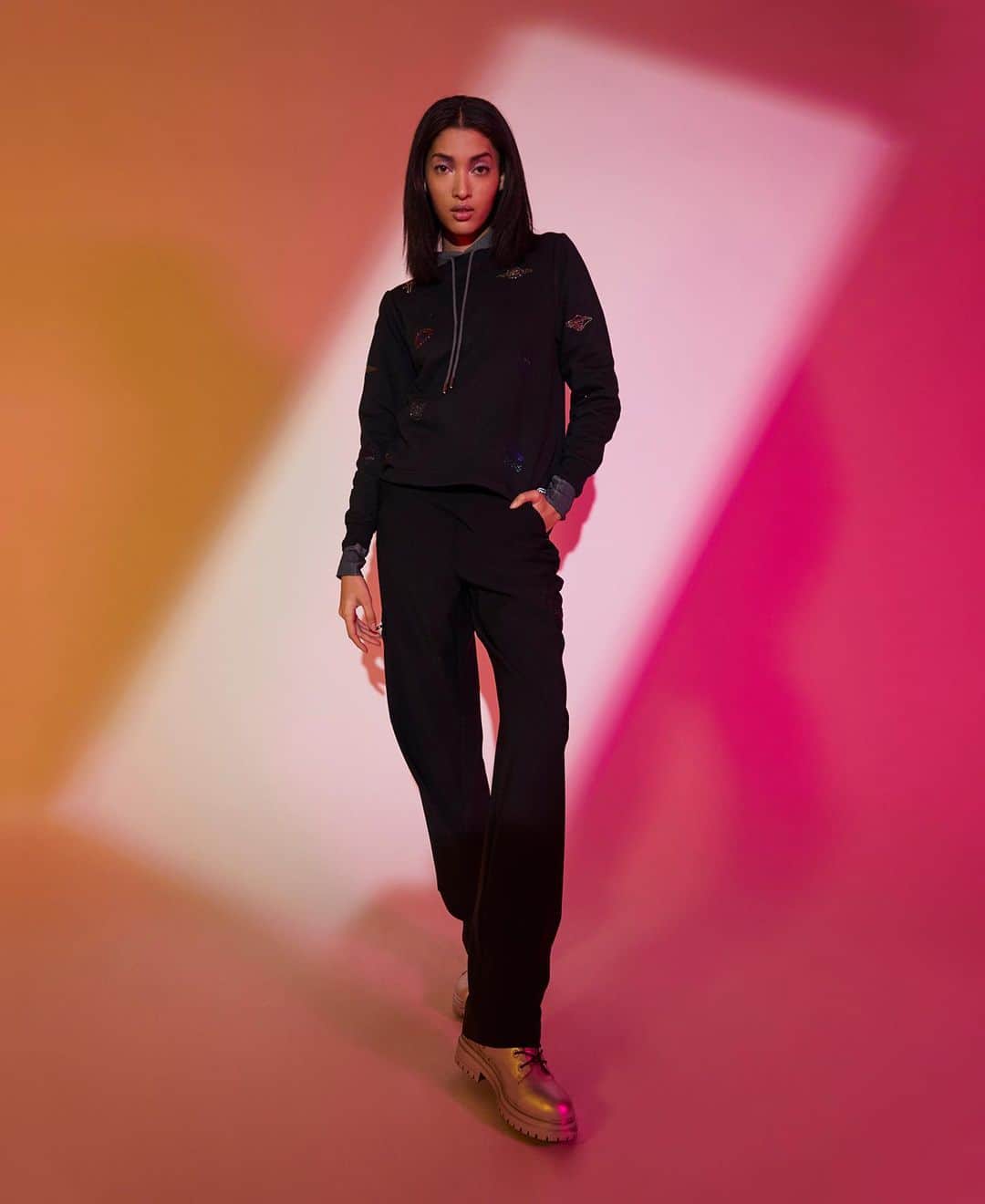 ニコールミラーのインスタグラム：「Space girls 🪐⭐️☄️ #NicoleMillerFall2021  #nyfw #nyfw2021」