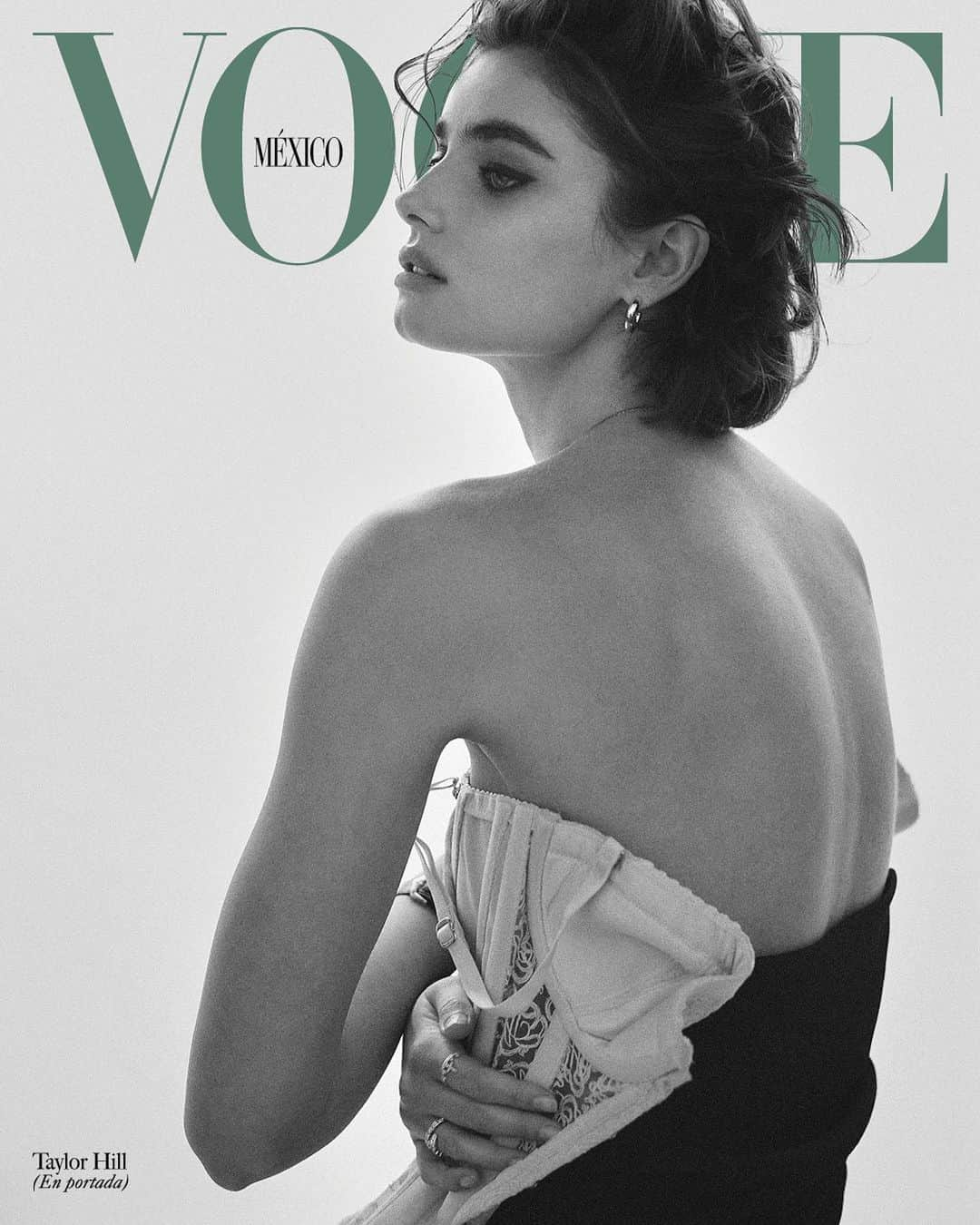 テイラー・ヒルさんのインスタグラム写真 - (テイラー・ヒルInstagram)「Thank you @karlamartinezdesalas @valecollado & @legainsbourg for my 3rd @voguemexico cover❣️I pinch myself every time 🥺  Captured by the amazing 📷 @chriscolls & styled by the fabulous @celiaazoulay」2月24日 4時11分 - taylor_hill