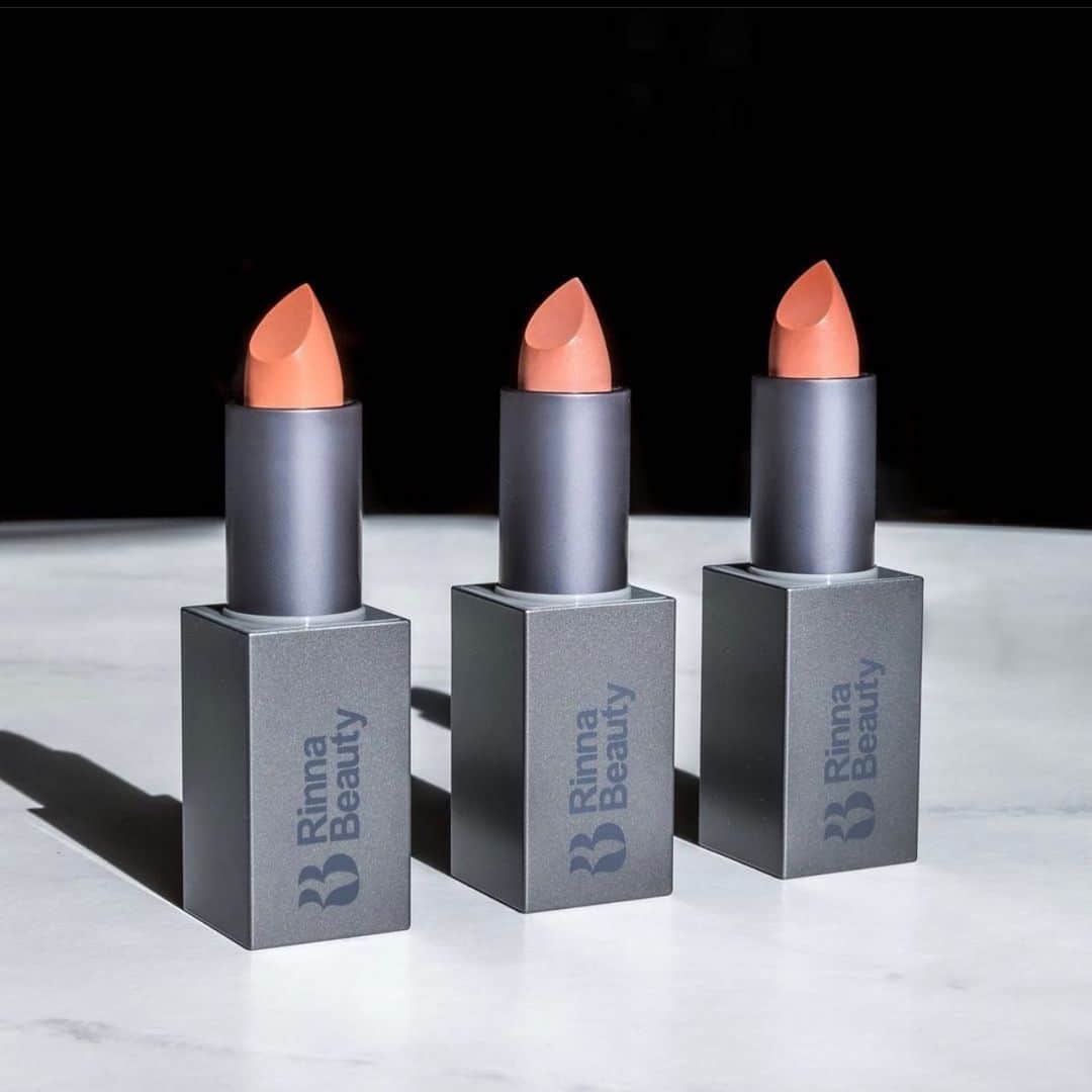 リサ・リナのインスタグラム：「Hello Gorgeous 💋💋💋💋 Back In Stock!!!! Pucker Up Bitch, Rose All Day, Troublemaker. Which one is your favorite? 💄💄💄」