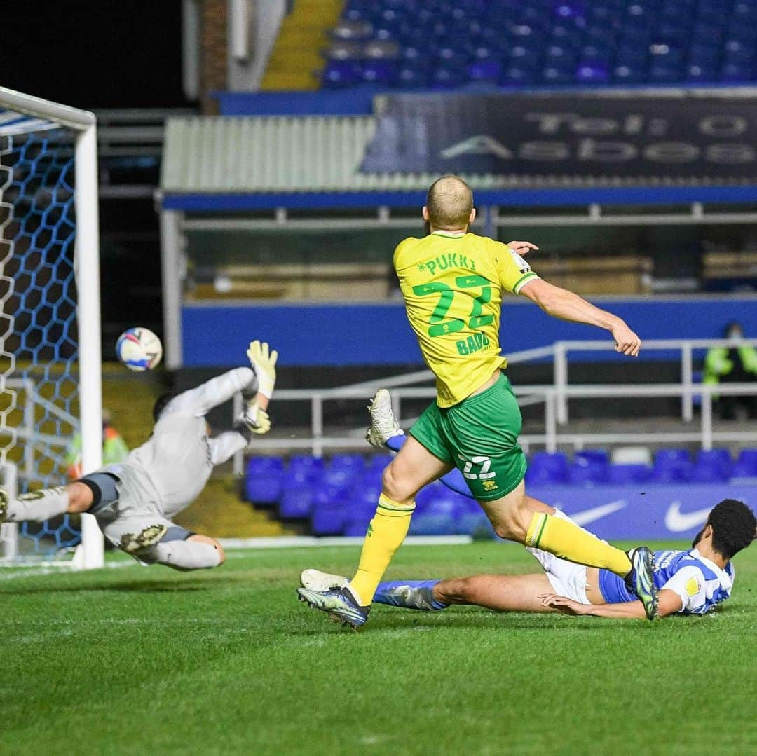 ノリッジ・シティFCさんのインスタグラム写真 - (ノリッジ・シティFCInstagram)「It’s what he does. 🤷‍♂️」2月24日 4時33分 - norwichcityfc