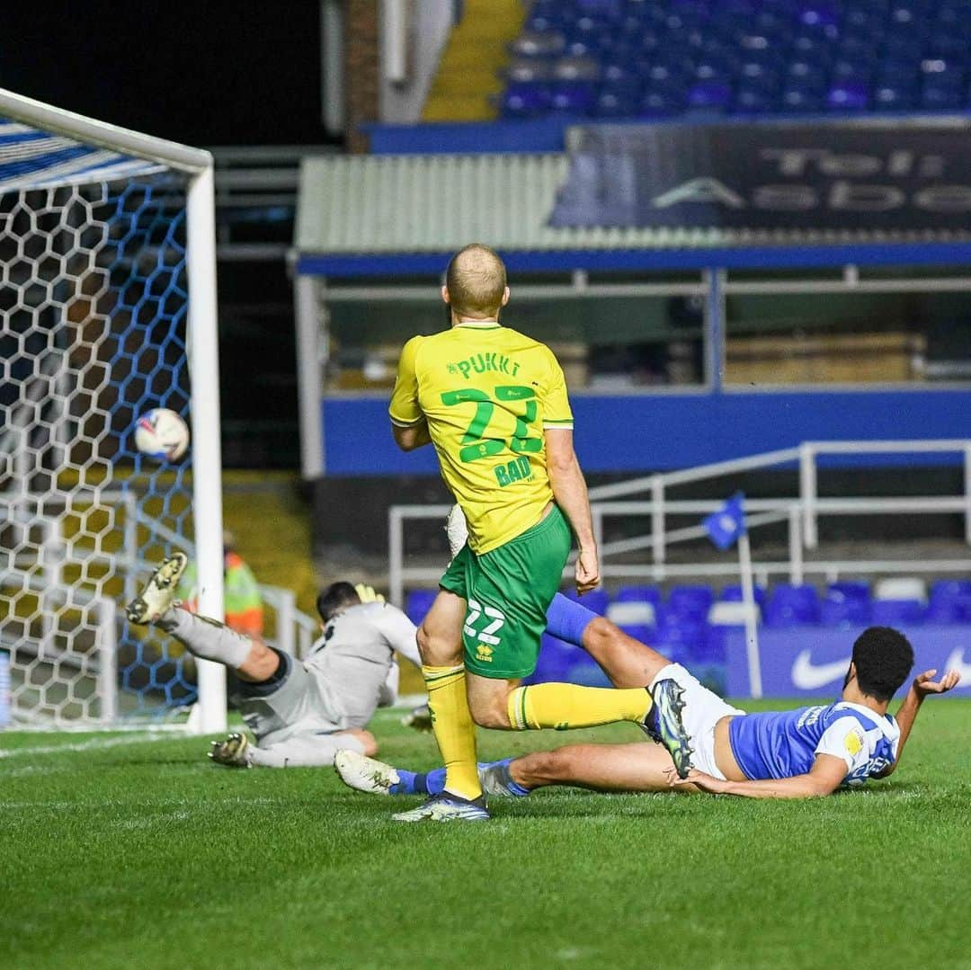 ノリッジ・シティFCさんのインスタグラム写真 - (ノリッジ・シティFCInstagram)「It’s what he does. 🤷‍♂️」2月24日 4時33分 - norwichcityfc