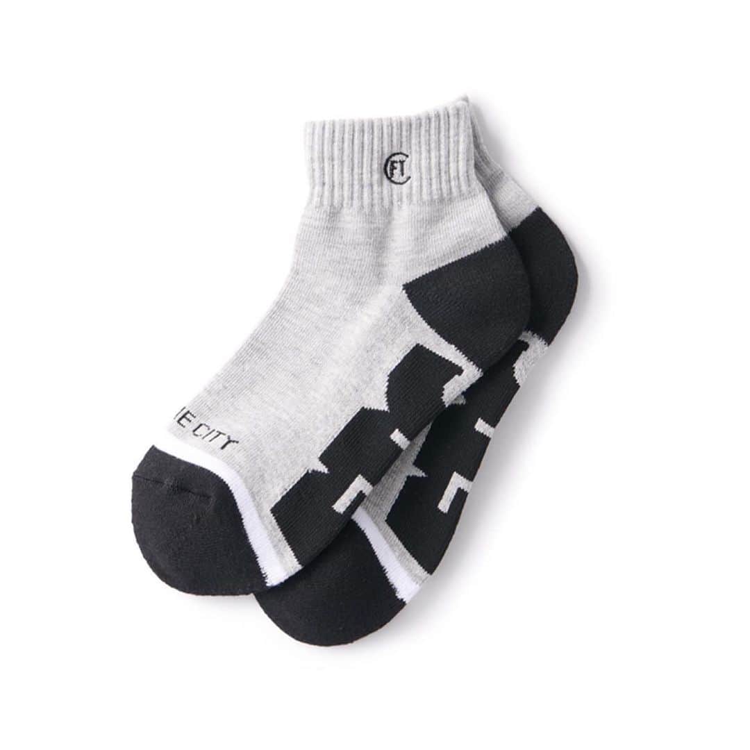 エフティーシーのインスタグラム：「FTC OG Team Socks — Ankle and Tall Socks — available online 🌉 #ftc #forthecity #ftcsanfrancisco #ftcjp #ftcbarcelona #ftctokyo #ftcnagoya #ftcosaka #ftcspringsummer2021」