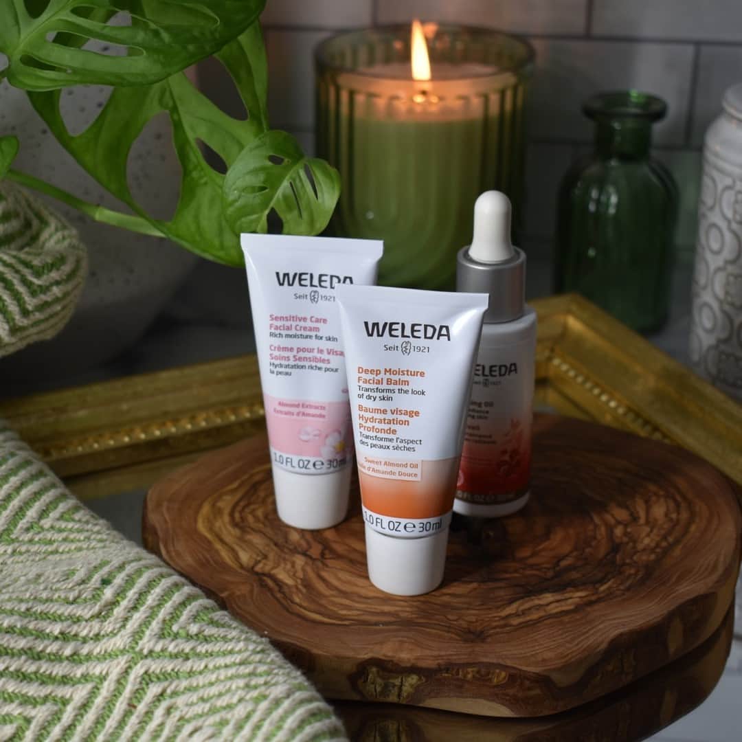 Weledaのインスタグラム：「Cold weather staples! ✨ Let us know which Weleda product is in your winter skincare routine! #WeledaSkin」