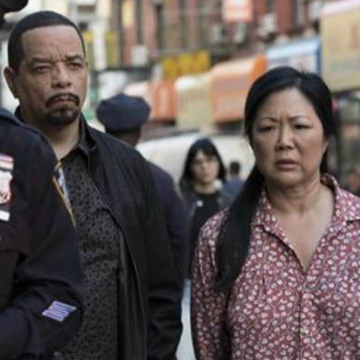マーガレット・チョーのインスタグラム：「I'm demanding #Law&Order! I joined Kara and Liza on That's Messed Up: An SVU Podcast discussing my role as Evelyn Lee on the Season 21 episode  "Counselor, It's Chinatown" Come thru! Swipe up in my stories to listen.」