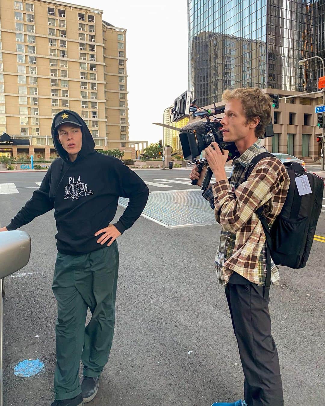 ジェイク・イラーディのインスタグラム：「Trip with the boys was one for the books! 🍻We’re still going too! ➡️」