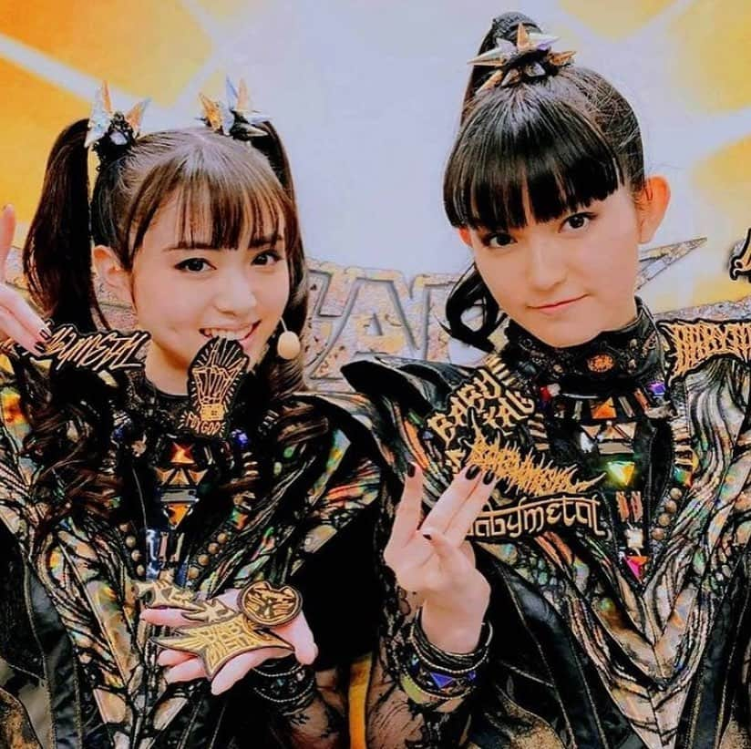 菊地最愛（MOAMETAL）さんのインスタグラム写真 - (菊地最愛（MOAMETAL）Instagram)「I didn’t post for 10 years but I didn’t forget! I’ve been here since 2013 and Babymetal inspired me to pursue my dreams of learning Japanese and wanting to embrace Japanese culture! They have always been with me and I will love them forever ❤️ #moametal #moakikuchi #kikuchimoa #babymetal #suzukanakamoto #nakamotosuzuka #sumetal #yuimizuno #mizunoyui #yuimetal #ベビーメタル #kawaiimetal #Japan #Japanese #Metal #kawaii #日本 #かわいい #かわいいメタル」2月24日 5時31分 - moa.kikuchi