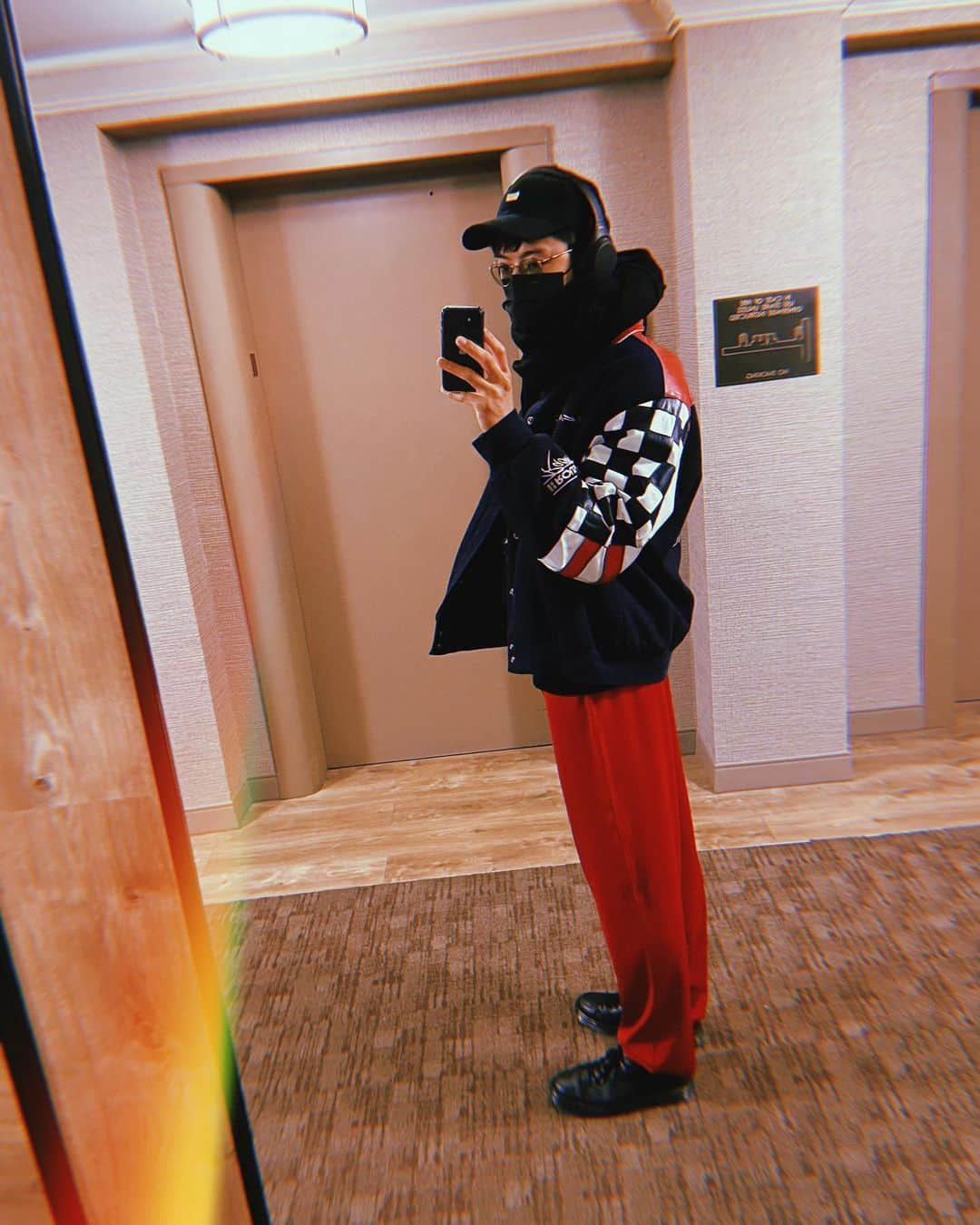 柳喬之のインスタグラム：「Got new jacket 🙃 春まだかなーーーーーー」