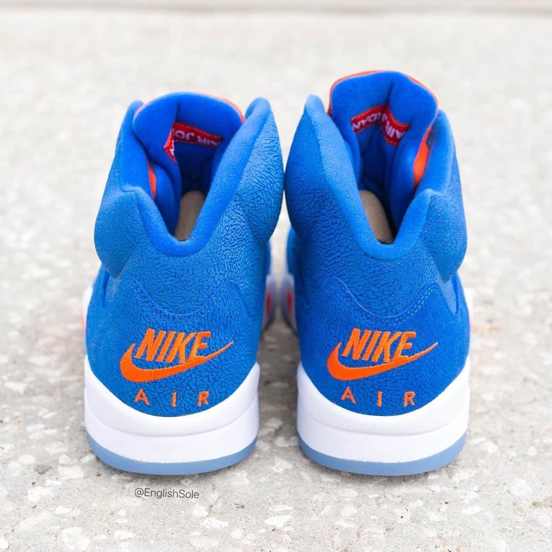 Sneaker News x Jordans Dailyさんのインスタグラム写真 - (Sneaker News x Jordans DailyInstagram)「What would you rate these out of 10? 🤔⁠⁠ ⁠⁠ @englishsole shares a closer look at the Air Jordan 5 "Gators" PE. Alongside the school's signature Orange and Blue, the pair features the Gators insignia stamped onto the tongue as well as the outsole. For more details, hit the link in the bio #jordansdaily⁠⁠」2月24日 7時03分 - jordansdaily