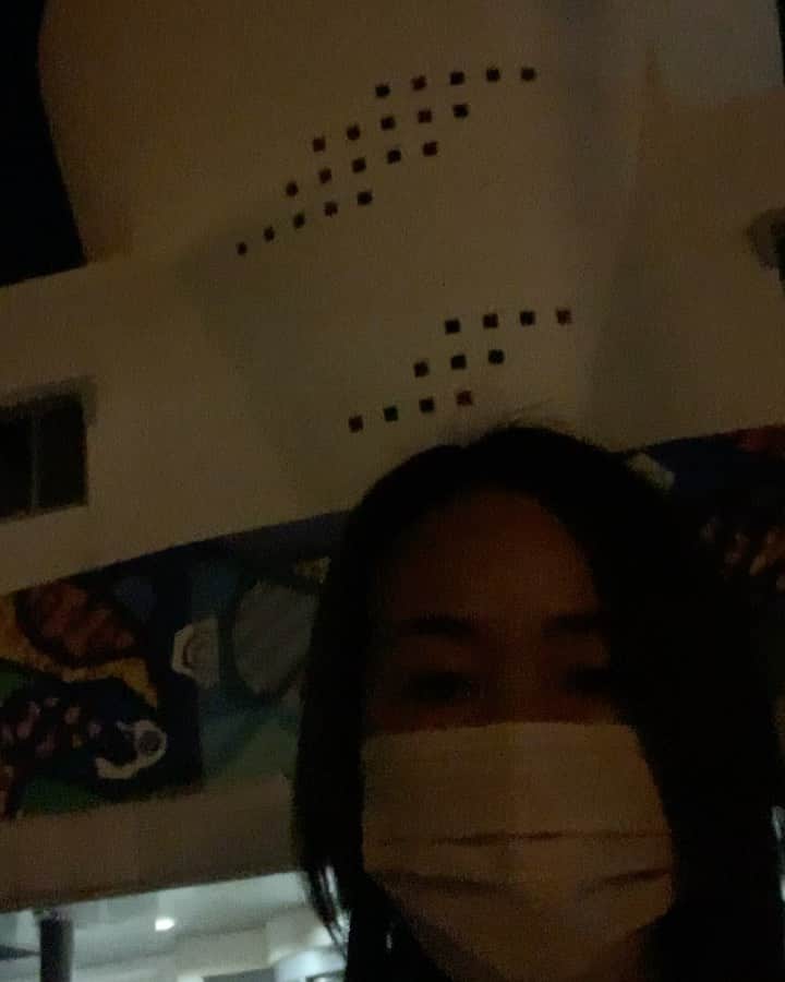 のインスタグラム：「おはようございます！ #am5:55 まだ暗いですが、 今朝は鳥のさえずりが聞こえていますよ✨ 今日もFine！な一日を☺️ #fine873  #fmokinawa #イマソラ」