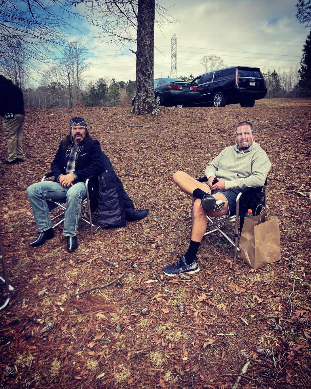 スティーヴン・アメルのインスタグラム：「There’s working... and then there’s working with Chris Bauer.」
