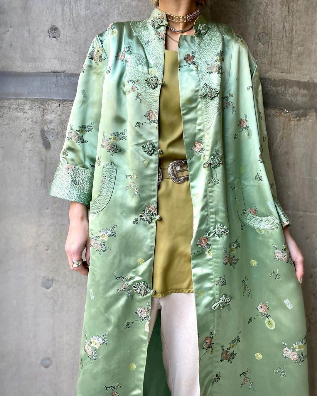 Chief used&vintageのインスタグラム：「“Mint Green China Jacket “  ミントグリーンが軽やかなチャイナジャケット。オンラインストアにも掲載しております。」