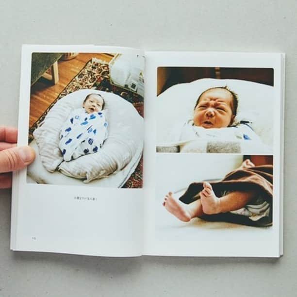 Photobackさんのインスタグラム写真 - (PhotobackInstagram)「本日ご紹介する作品は、 hajime (@hajime_no_hibi)さまの一冊🤱 お子さまの成長の記録を 綴った一冊になっています🚸 . 『2019年の12月に 息子が生まれたのですが コロナ禍になり、 両親に一年以上 会わせられませんでした。 そこで、出産から一歳の 誕生日までの成長の日々を 写真アルバムというカタチで プレゼントしたいと思い フォトブックに挑戦してみました✨ . サイズやページ数も 幅広く選べるのが良くて 印刷、紙質、デザインも とても好みでした！😊』 と、hajime (@hajime_no_hibi)さま🌿 . 私たちの生活を がらっと変えてしまった コロナ禍ですが、 お子さまの元気な姿を 見せられないのは 本当に辛いものだと思います😢 . それでも明るく、 フォトブックというカタチで お役に立てたのは本当にうれしいです❤️ 中面のお写真もお子さまの写真が メインで大きくレイアウト されているので、 テキストをたくさん書き込まずとも ご両親にも想いが 伝わったのではないでしょうか🥰 . こちらの作品で使われている アイテムは、 Photoback LIFEの120ページ📚 ベーシックなデザイン・佇まいの 一冊だからこそ気兼ねなく日常を まとめることにぴったりです🌱 .. hajime (@hajime_no_hibi)さま、 今回は素敵な作品を ありがとうございました🎁 . #photoback #フォトバック #フォトアルバム #フォトブック #フォトブックづくり #アルバム #アルバム作成 #photo #写真 #photoback作品紹介2021 #LIFE #成長記録 #ママ #家族写真 #ベビー #キッズ #キズナ #ベビリトル #子育て #1歳 #出産 #赤ちゃんのいる生活 #育児 #息子」2月24日 18時00分 - photoback.jp