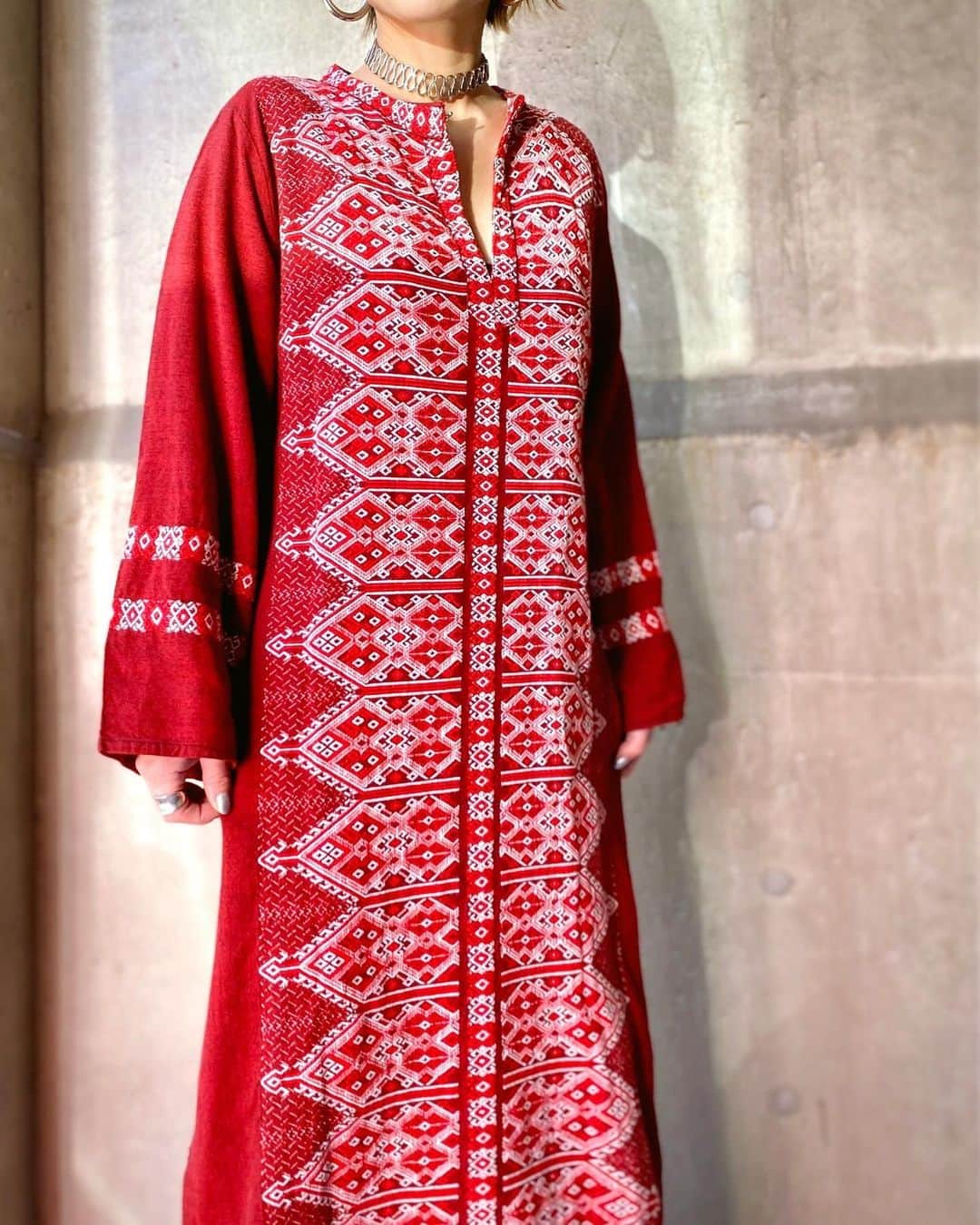 Chief used&vintageのインスタグラム：「“1970s Greek Embroidery Dress”  オンラインストアにも掲載しております。」
