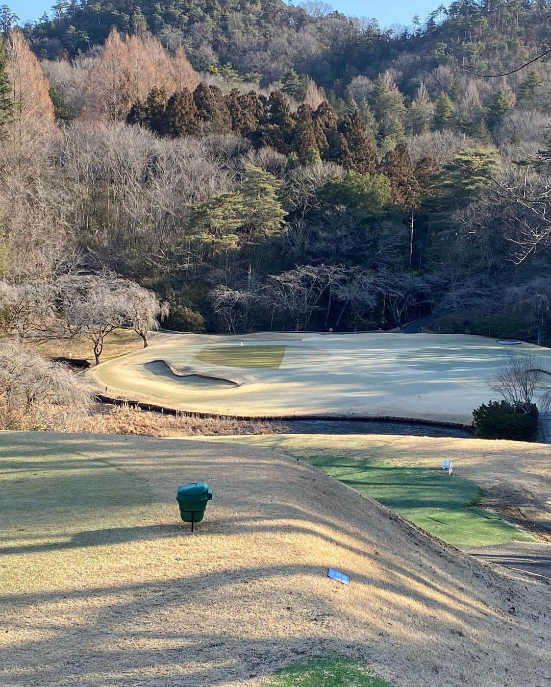 さくらさんのインスタグラム写真 - (さくらInstagram)「⛳️  #ゴルフ #ゴルフ女子 #ゴルフ初心者 #ゴルフ大好き #ゴルフウェア #ゴルフコーデ #スポーツ #ゴルファー #ラウンド #スポーツ女子 #sports #ゴルフ好き #ゴルフファッション #ゴルフ仲間 #ゴルフ好きと繋がりたい #ゴルフ日和 #インスタゴルフ #⛳️ #골프 #golf #golfday #golfswing #golfwang #golfstagram #golfr #golflife #sports  #冬ゴルフ #エンジョイゴルフ #皐月ゴルフ倶楽部佐野コース」2月24日 18時12分 - sakura_golf_