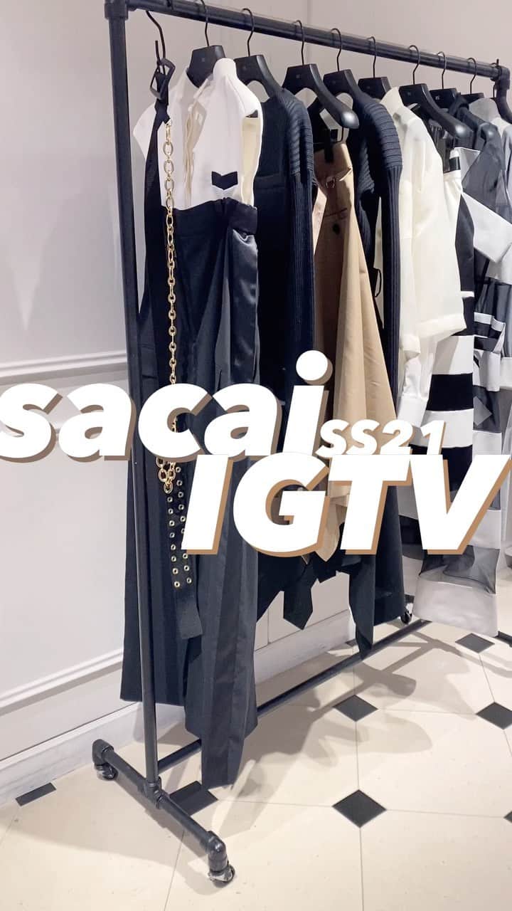 のインスタグラム：「Available on RESTIR >>> @sacaiofficial   秋雨に濡れるランウェイ。柔らかでピュアな愛の歌に、優しさを乗せて。  sacaiが国内でショーを開催したのは、2017年以来のこと。会場は、小田原の海辺に位置し、壮大なランドスケープの広がる江之浦測候所。Sade(シャーデー)の名曲「Kiss Of Life」に乗せて、これまでの立体的でハイブリッドなデザインに加え、よりソフトで女性的なシルエットが目立つルックが多く登場した。ピュアな愛を唄うように優しさが込められた、21年春夏のメインコレクション1stデリバリーがついに到着。  @restirofficial  RESTIR BOUTIQUE  #restir #リステア #sacai #サカイ」