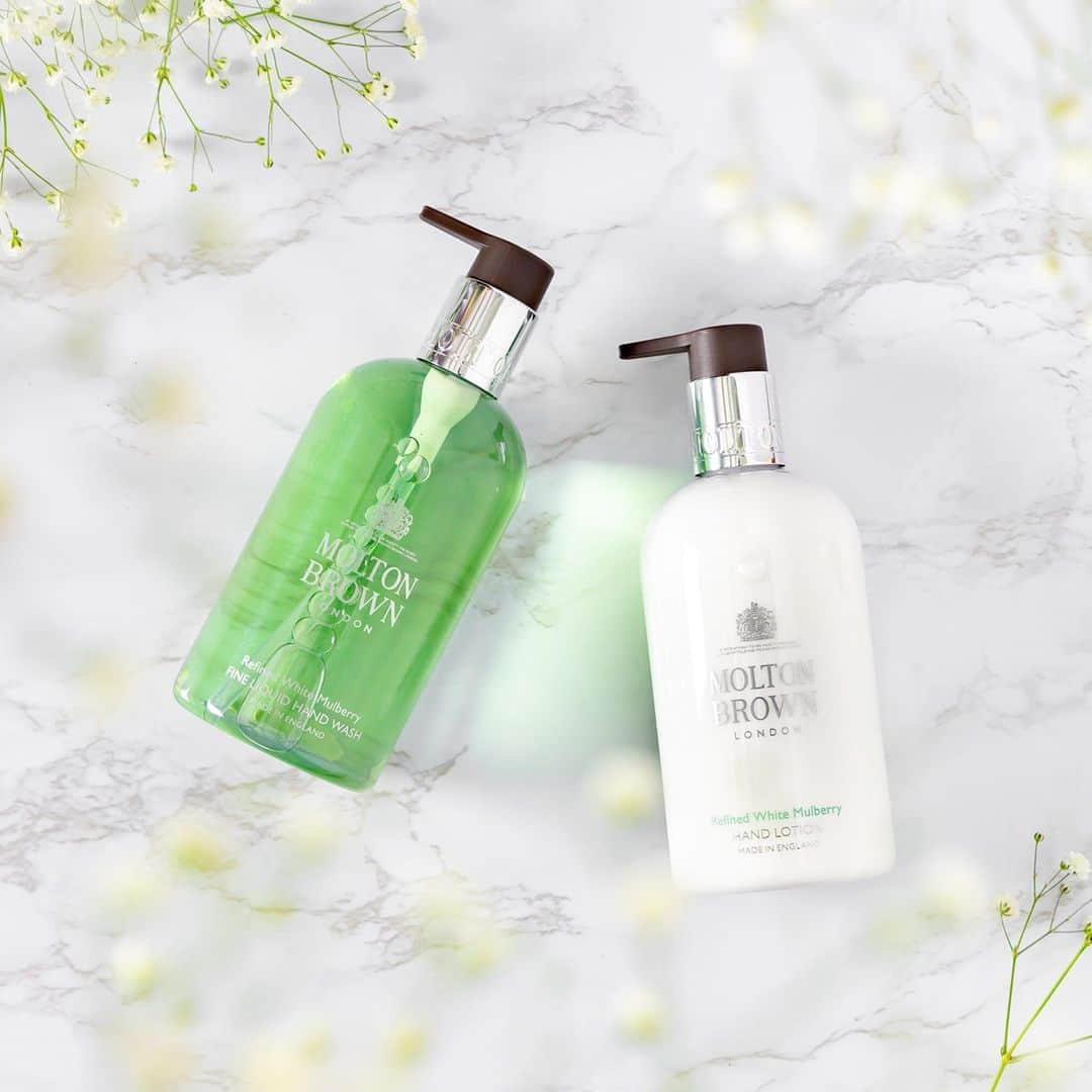 モルトンブラウンのインスタグラム：「Fresh, verdant and inviting, our Refined White Mulberry Fine Liquid Hand Wash and Lotion is a bathroom essential. Which is your favourite Hand Care fragrance?」