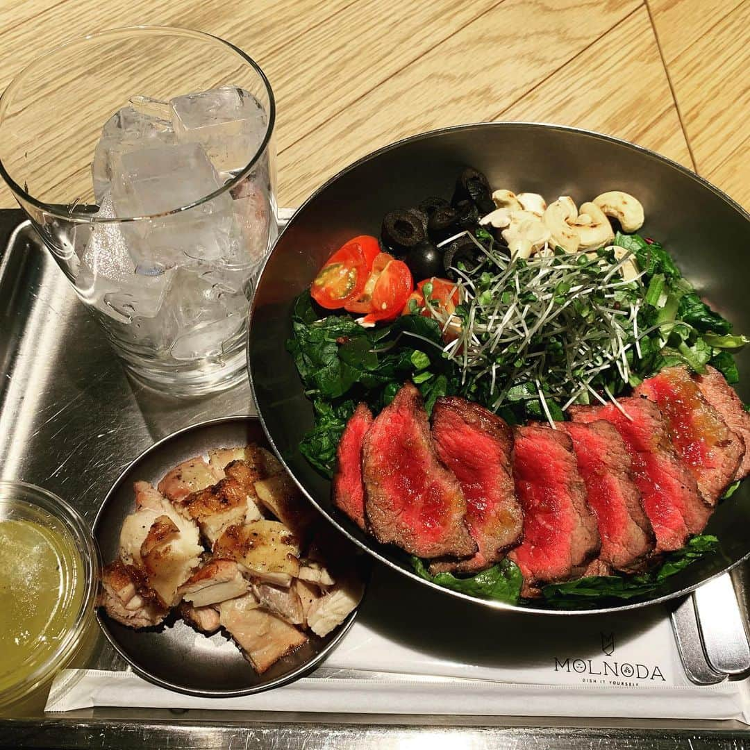 水野勝さんのインスタグラム写真 - (水野勝Instagram)「今日のランチ🥗 ケリーの撮影してきました！  #モルノダ　#名古屋　#雑誌 #フード  #サラダボウル」2月24日 18時55分 - boymen_masaru