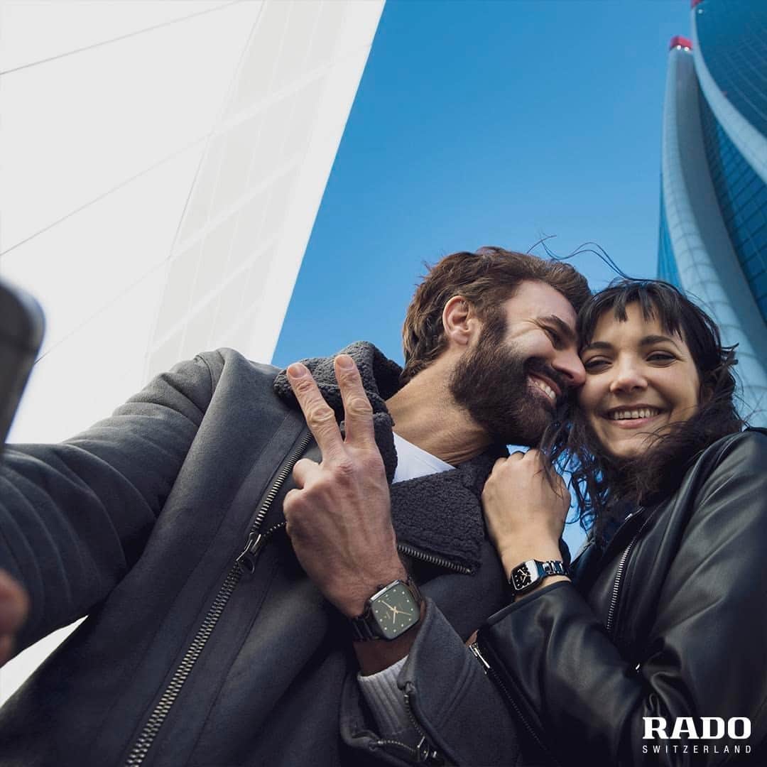 ラドーのインスタグラム：「Capture the picture perfect moment with the True Square. #RadoTrueSquare #Feelit」