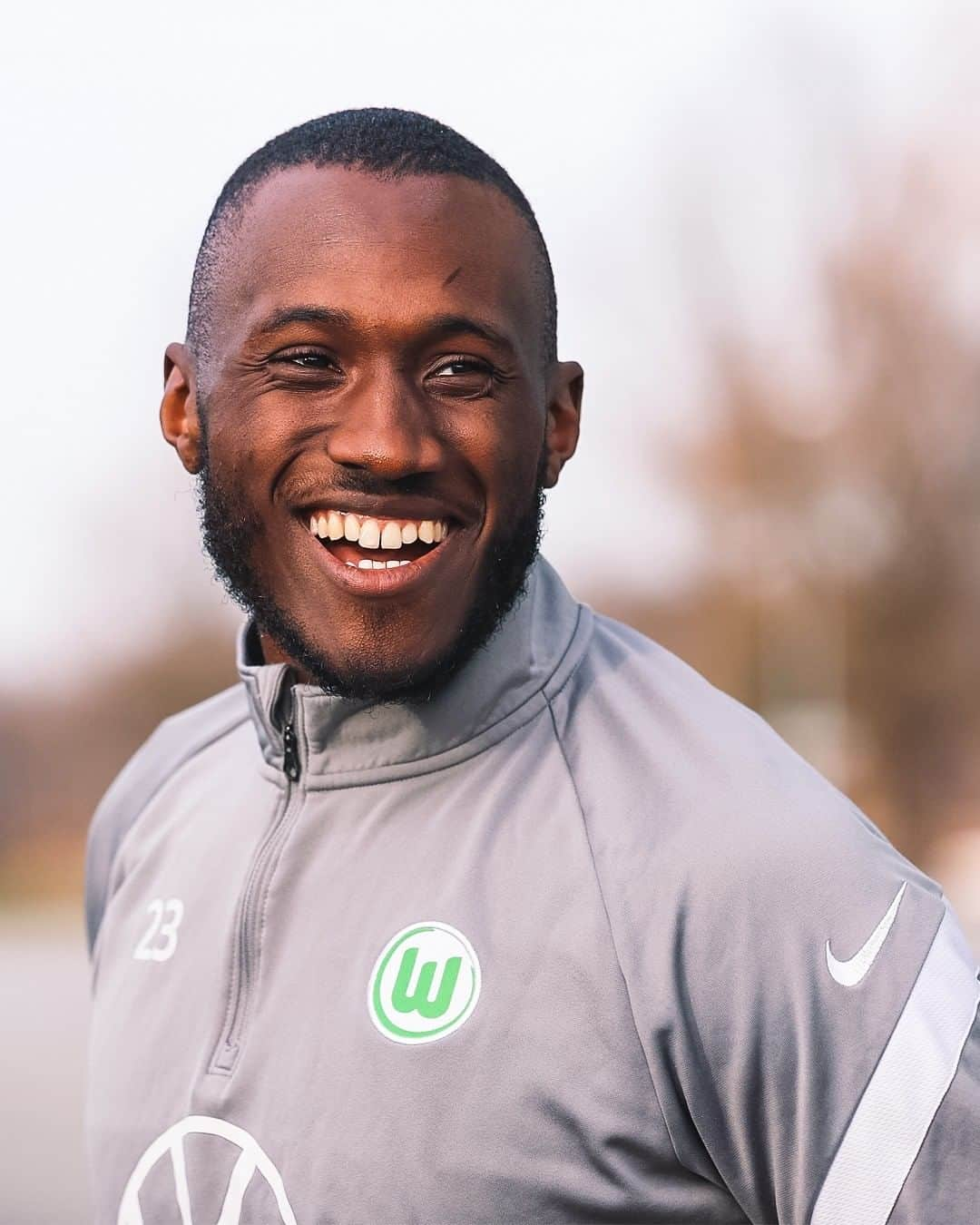 VfLヴォルフスブルクさんのインスタグラム写真 - (VfLヴォルフスブルクInstagram)「Wie ist eure Laune? 😄✌️  #vflwolfsburg #arbeitfussballleidenschaft #immernurdu #immer_hungrig #mood」2月24日 19時19分 - vfl.wolfsburg