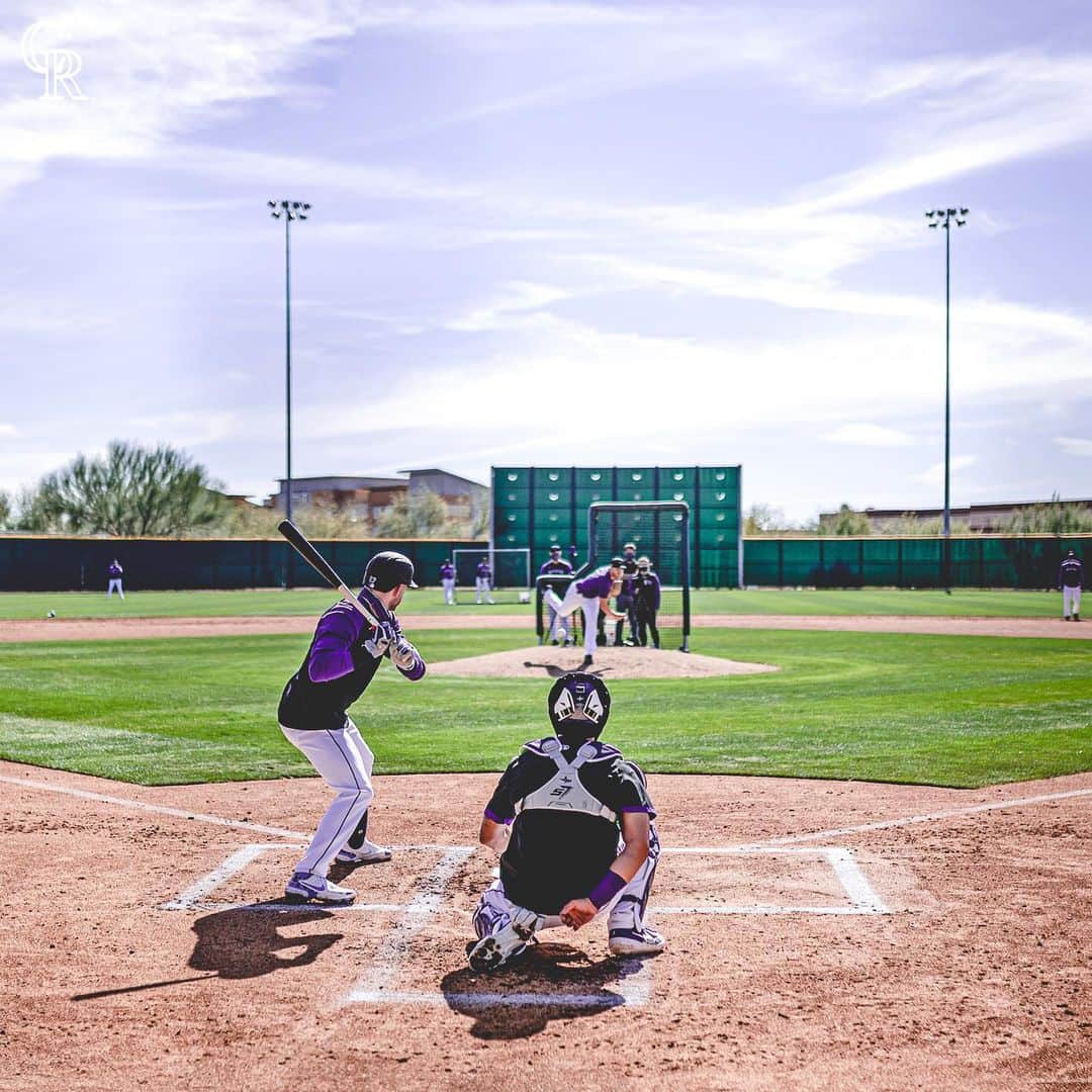 コロラド・ロッキーズのインスタグラム：「Back to business! #RoxSpring 😤🌵⚾️」