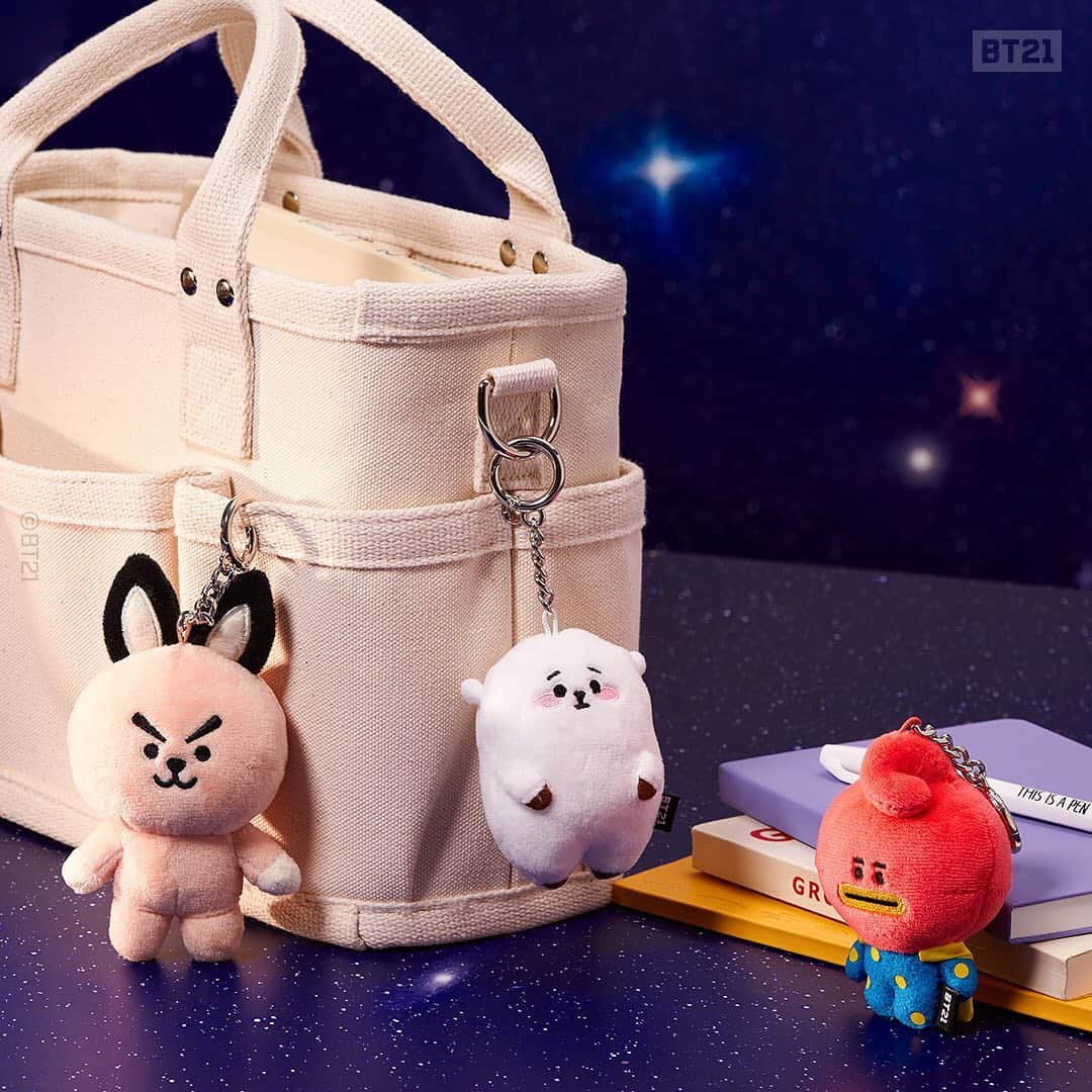 BT21 Stars of tomorrow, UNIVERSTAR!さんのインスタグラム写真 - (BT21 Stars of tomorrow, UNIVERSTAR!Instagram)「It's our turn to shine✨ ⠀ BT21 UNIVERSE Bagcharm doll ⠀ [Korea] 2021.02.25 11AM (KST) 👉 Link in bio ⠀ [Global] Coming Soon 👉 Link in bio ⠀ #BT21 #BT21_UNIVERSE #SpecialEdition」2月24日 11時01分 - bt21_official