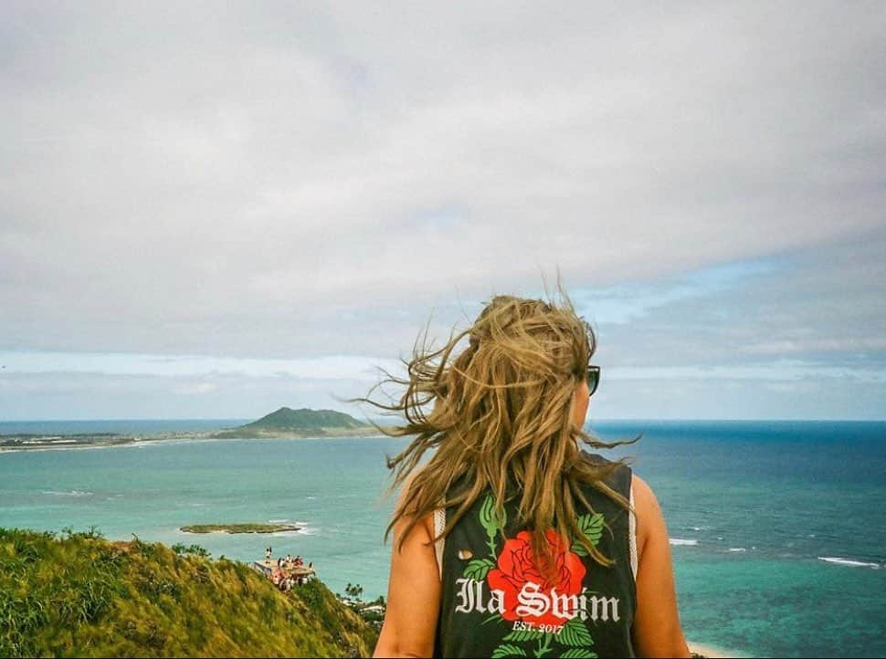 ILAのインスタグラム：「It’s about enjoying life, @ann.img is showing us the beautiful view from the mountain 🏔 #ilaswim」