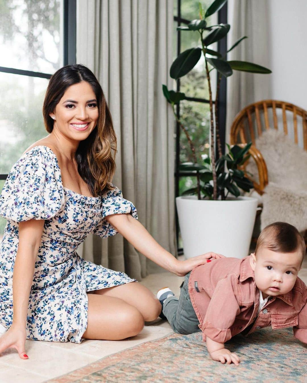 Primer Impactoさんのインスタグラム写真 - (Primer ImpactoInstagram)「Las lindas fotos de @pamelasilva junto a su bebé @fordliam__ 💙👶🏻 por su cumplemes 🔟.   📸: @kgohhsnap」2月24日 10時59分 - primerimpacto