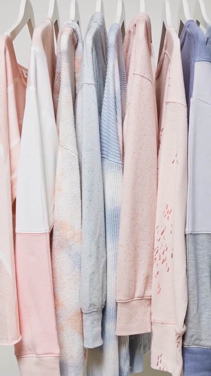 スプレンディドのインスタグラム：「Say hello to Spring 🌸 NEW colors, NEW patterns, NEW fabrications. Are you excited? We are 🙋‍♀️❤️」