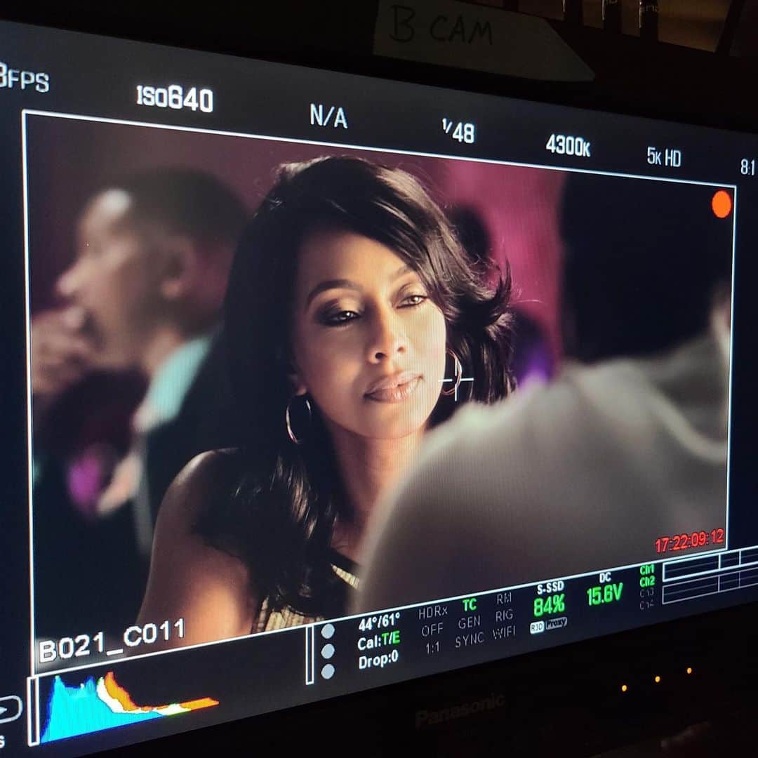 ケリー・ヒルソンのインスタグラム：「5 more days!! You’ll finally get to meet Mykah THIS SUNDAY night in “Don’t Waste Your Pretty” at 8/7 Central on @tvonetv! 💕🍿   Thank you for this capture, Director @mizztamarabass. 🎬」