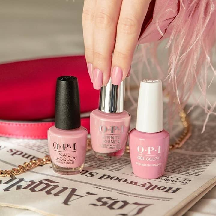 OPIさんのインスタグラム写真 - (OPIInstagram)「#SuziCallsthePaparazzi is a classic crème pink that deserves to be in front of the 📸. 	                #ColorIsTheAnswer #PinkNails #OPIInfiniteShine #OPIObsessed #RedCarpetNails #RedCarpetTrends #NailTrends #TrendyNails #NailInspo #HollywoodVibes #SpringNails #SummerNails」2月24日 11時46分 - opi