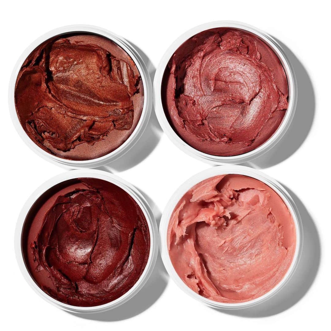 ボビー・ブラウンのインスタグラム：「I’ve been waiting and pushing since January to get this baby back in stock. So I can finally announce the #bronze miracle balm is back tomorrow! It’s as it’s named warm and a super great all over sun kissed color with or with out blush. Known to diffuse redness in the skin and color correct uneven skin and work with light to medium to dark and some deep skin color. It’s summer vacation in a jar. Full disclosure Tawny I’d back next week. Hope Tuesday. And have stock in au natural and dusty rose. We are so hoping to stay in stock and have continual orders so we hopefully won’t disappoint. Remember break the seal and use for many different purposes. So happy tonight」