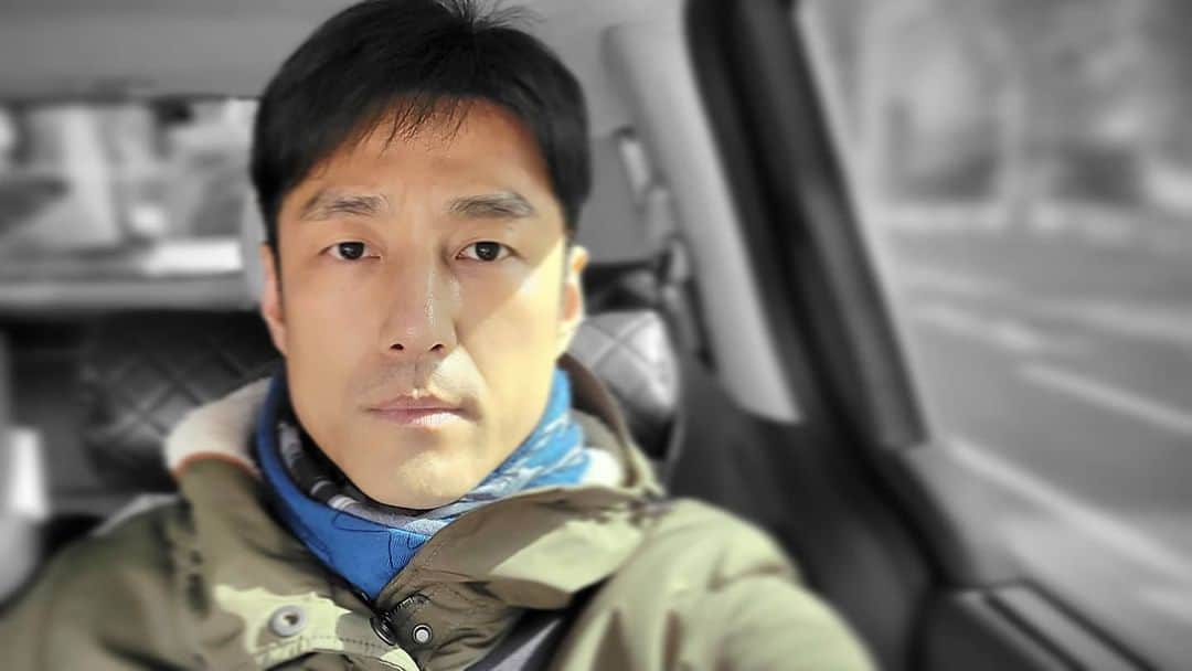 チ・ジニさんのインスタグラム写真 - (チ・ジニInstagram)「@ikkle_entertainment #새로운시작 #출근 #집중」2月24日 11時48分 - actor_jijinhee