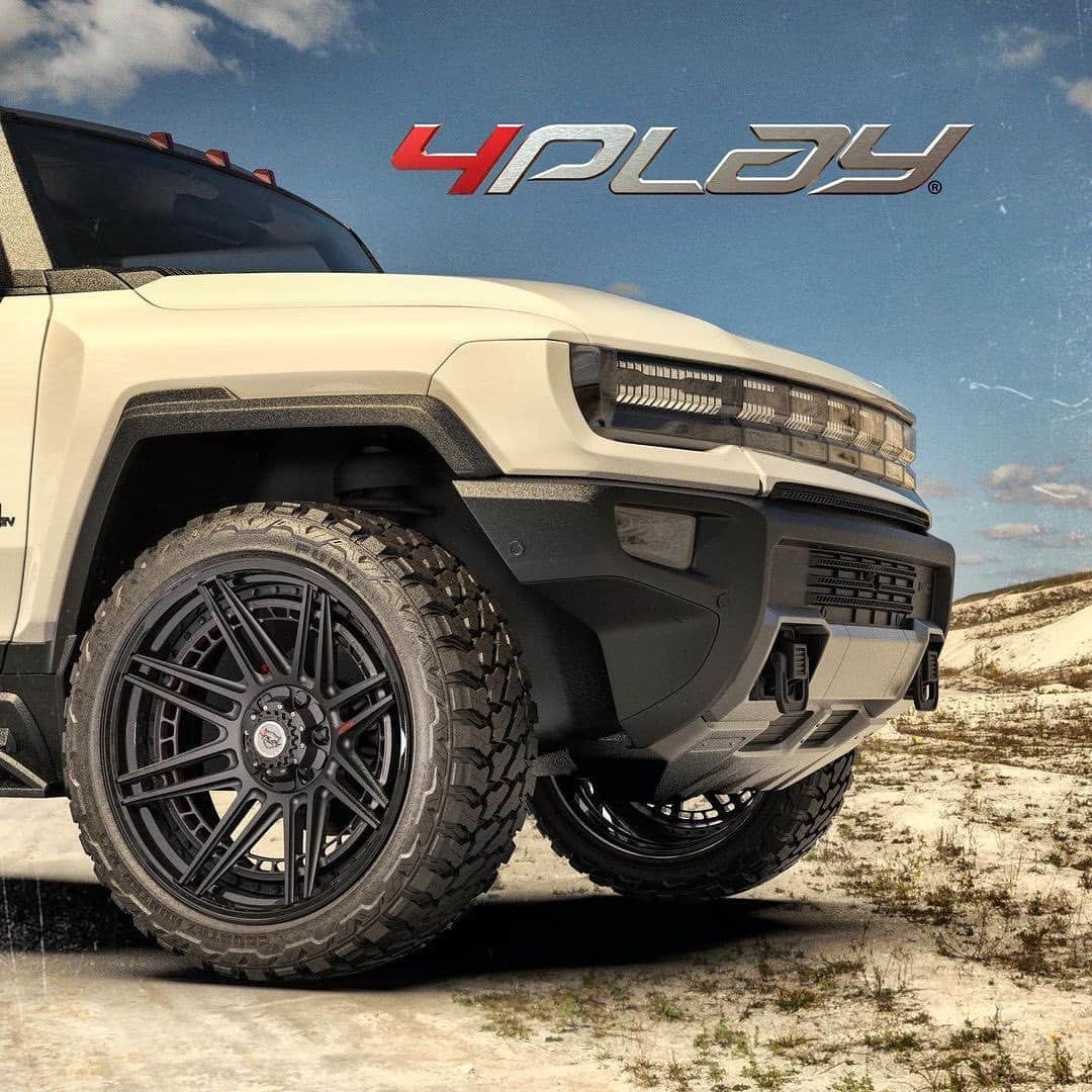 CARLiFESTYLEさんのインスタグラム写真 - (CARLiFESTYLEInstagram)「Are you excited for the GMC HUMMER? This one on @4playwheels #carlifestyle」2月24日 11時57分 - carlifestyle